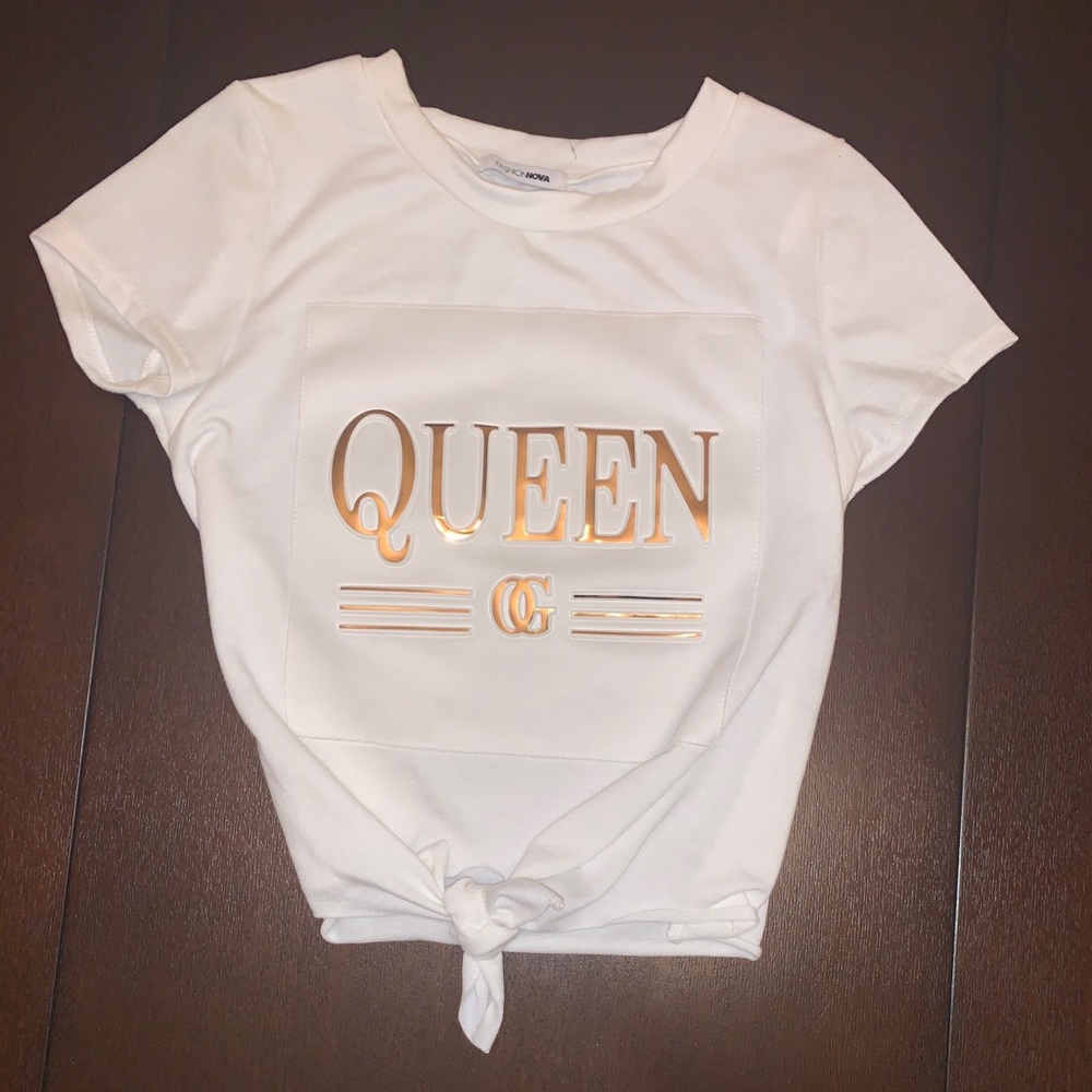 ‼️SOLD‼️Fashion Nova QUEEN Tie-knot shirt